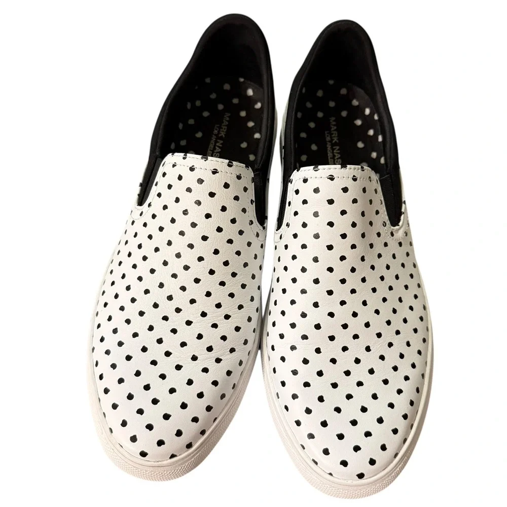 Mark Nason Aimee Slip On Sneakers Women's Size‎ 10 White Black Polka Dot Leather